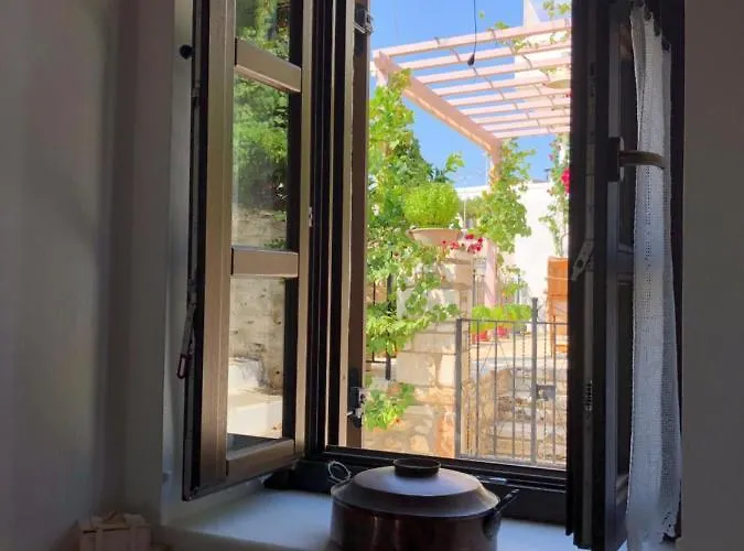 Cycladic Luxury Maisonette * Filotion