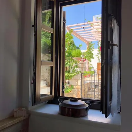 Cycladic Luxury Maisonette * Φιλώτι