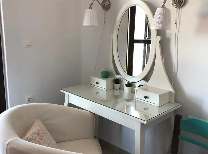 Cycladic Luxury Maisonette