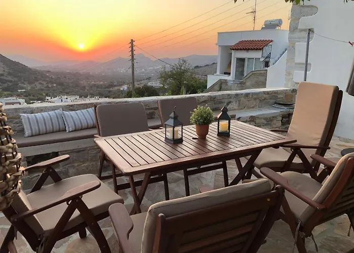 Cycladic Luxury Maisonette *